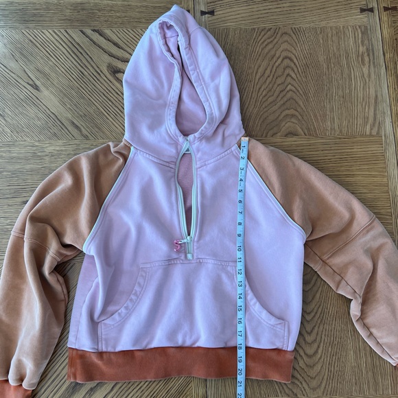 Offline Size Medium Pullover - Picture 1 of 2